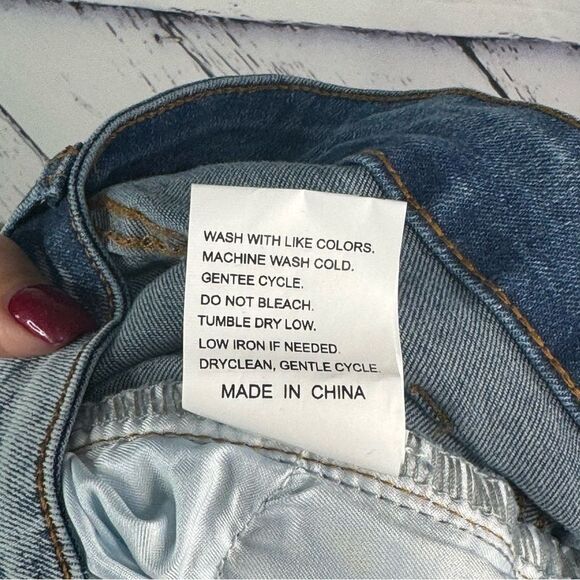 High Waisted Distressed Denim Jeans with Pink Patches, New XXL (14) - Picture 8 of 14